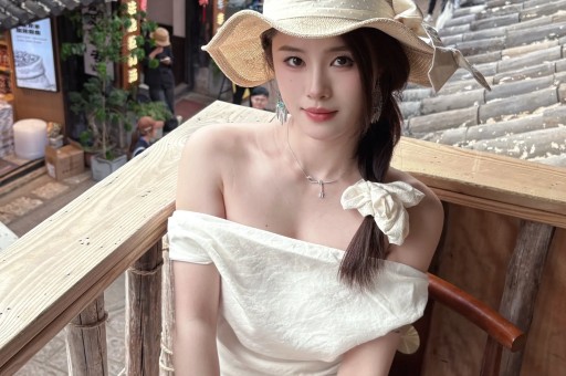 娱乐圈一日三爆瓜！同居、人设翻车、被滞留海外个个戳中眼球